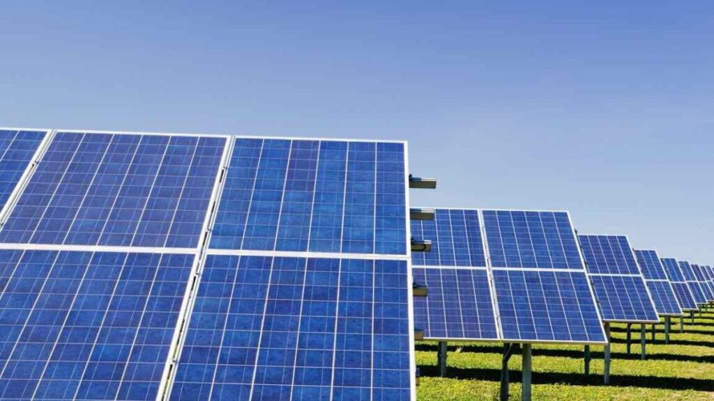 How Solar Energy Can Help You Achieve Energy Independence