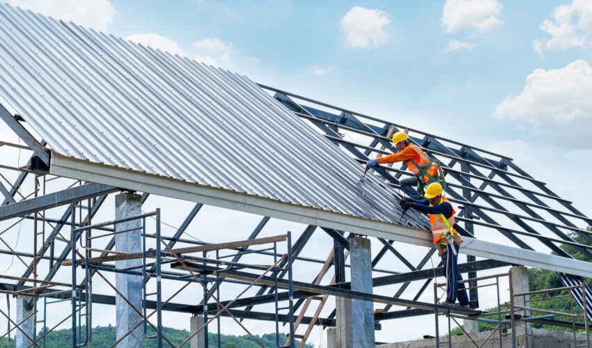 The Role of Roofing Contractors in Commercial Roofing Projects